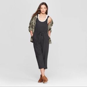 Linen tie Jumpsuit / Overalls